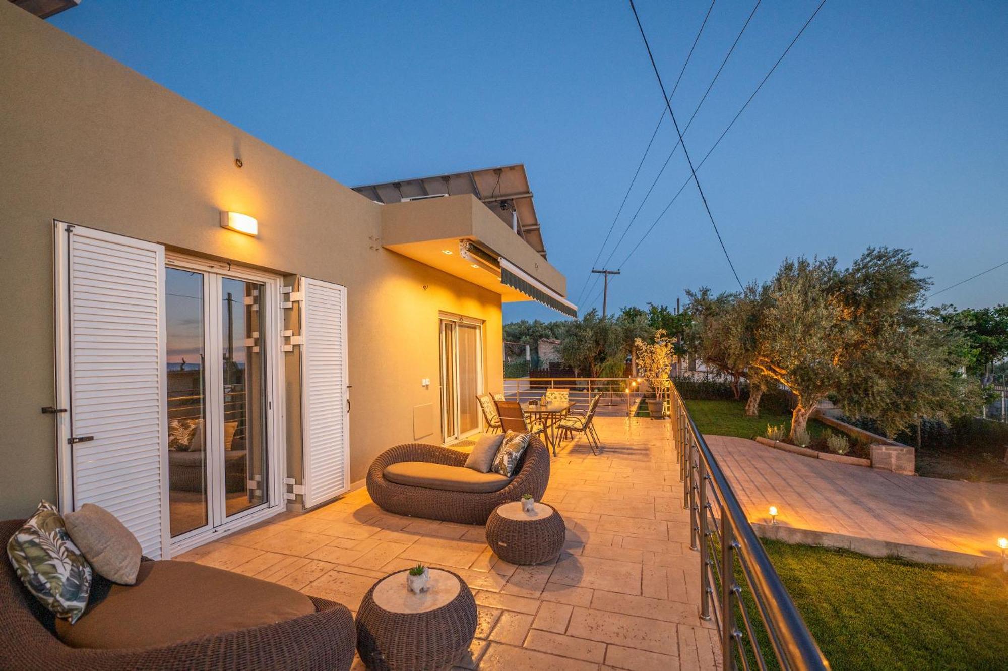 Вілла Thea Seaview Luxury Living Каламата Екстер'єр фото